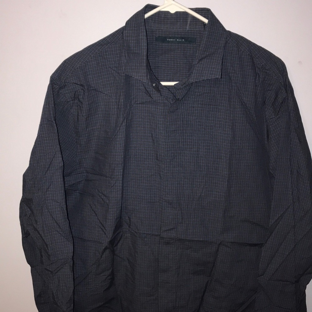 Perry Ellis button you